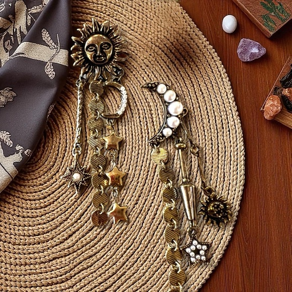 Boho Celestial Charm Earrings - Bronze and Faux Pearls Bohemian Boho Celestial - Picture 11 of 17